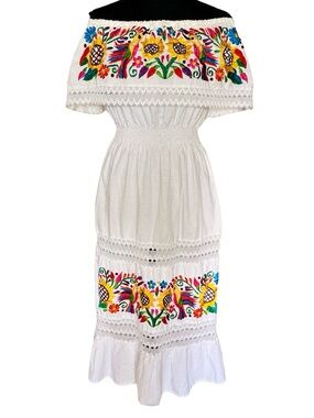 Traditional White Cotton Crochet Embroidered Off the Shoulder Dress Size M/L